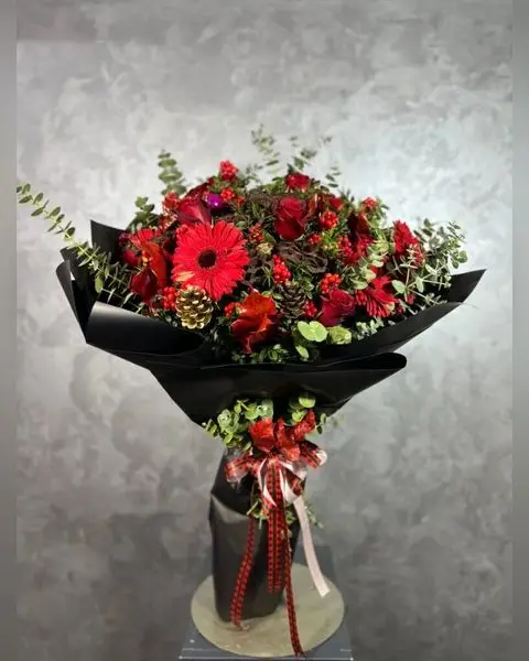Kırmızı Gerbera ve Kokina Buketi