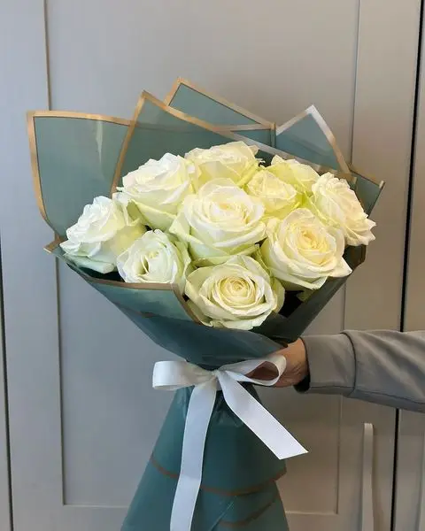 Beyaz Gül Zarafeti Buketi
